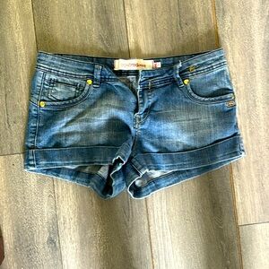 Eckoredenim Brand jean shorts size 7/8.